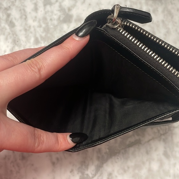 EUC Prada Tessuto Nylon Compact 90s Zip Wallet - Picture 9 of 11